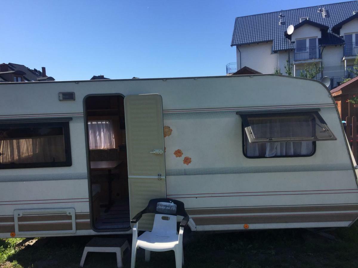 Blekitna Ostryga Hotel Jastarnia Bagian luar foto