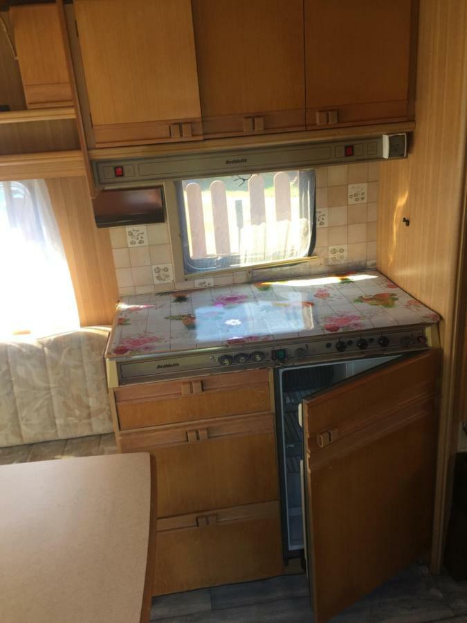 Blekitna Ostryga Hotel Jastarnia Bagian luar foto